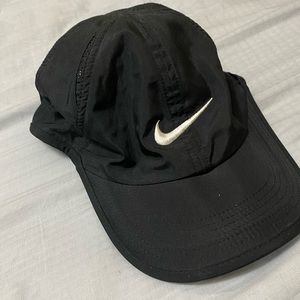 Women's Nike Featherlight Dri FIT Hat - Black